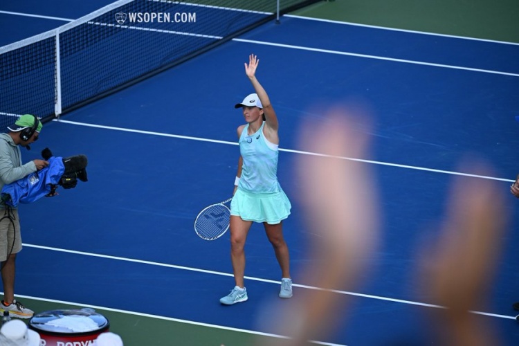 样值得称赞 样值得称赞