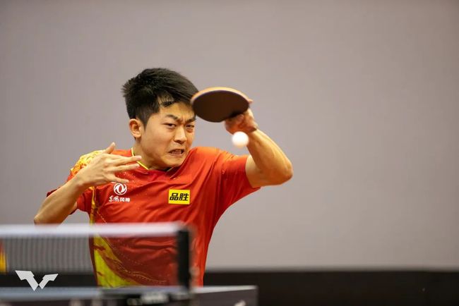 锁死对手动 锁死对手动